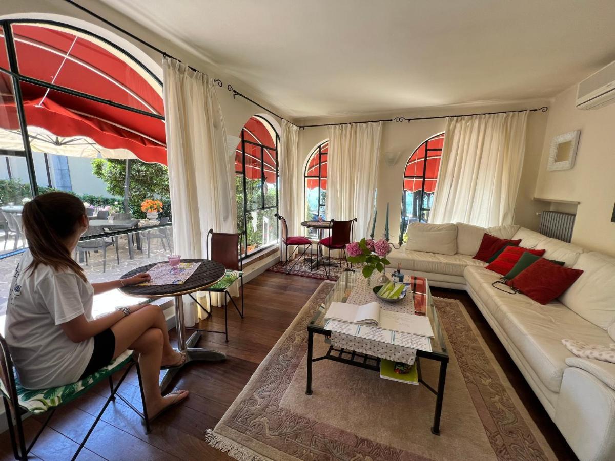 Villa Corteolivo Rooms Torri Del Benaco Ngoại thất bức ảnh