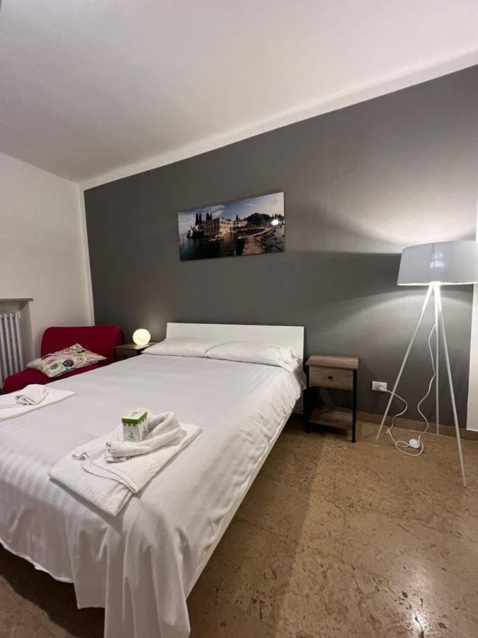 Villa Corteolivo Rooms Torri Del Benaco Ngoại thất bức ảnh