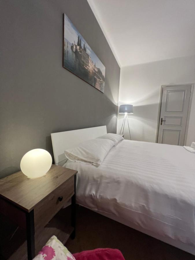 Villa Corteolivo Rooms Torri Del Benaco Ngoại thất bức ảnh